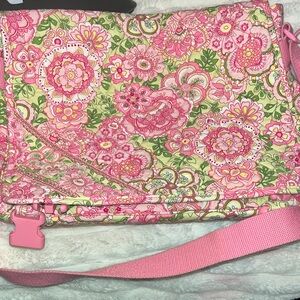 #923|Vera Bradley Floral Pink Crossbody Bag, very clean